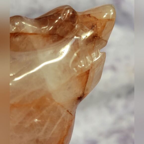 Green Jade & Fire Quartz Wolf - Picture 9 of 16